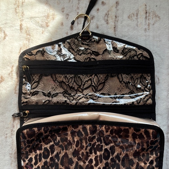Victoria's Secret Leopard Print Cosmetic Case - Picture 3 of 6